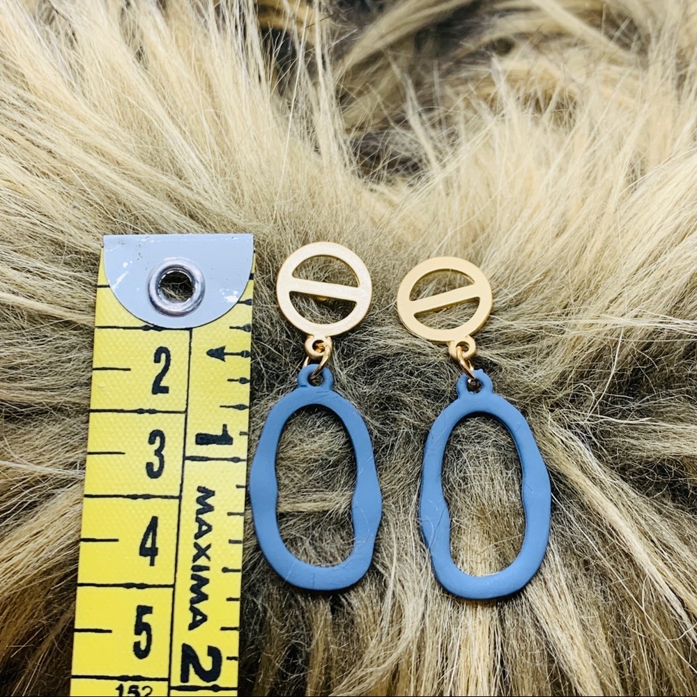 3/18💫 Irregular Hollow Acrylic geometric Earring - Picture 3 of 7